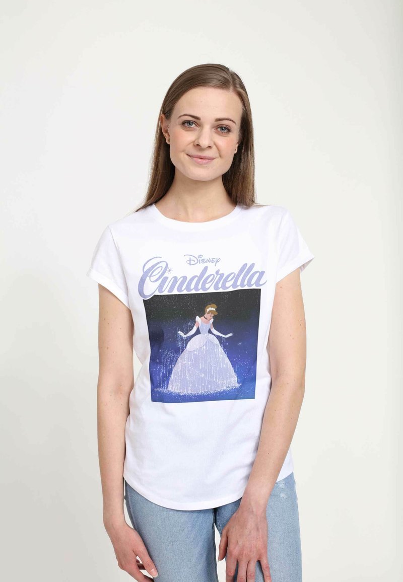 Hvid bomulds t-shirt med et Cinderella grafisk print med glimmer og en blå baggrund. Korte ærmer og design med rund hals.