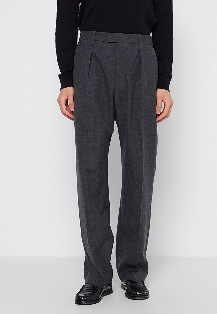 sandro Pantalon niet gedefinieerd