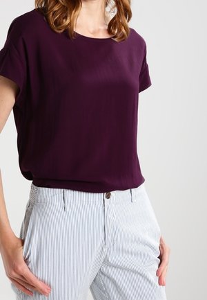 Blusa - bordeaux