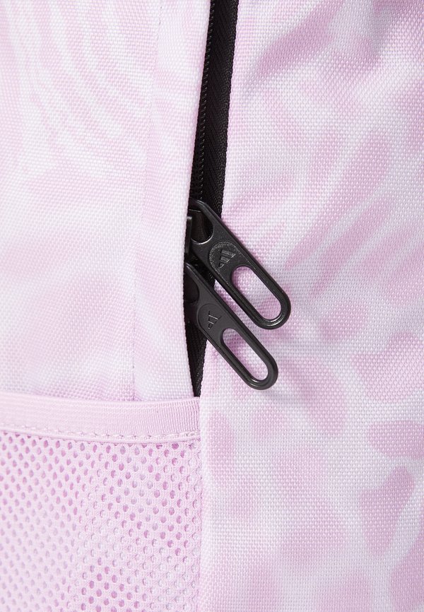 LINEAR BACKPACK GRAPHICS  - Rucksack4