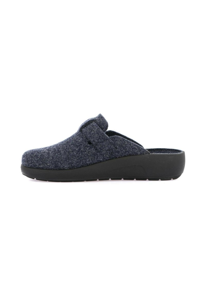 Zoccoli slip-on in felt grigio scuro con robusta suola in gomma nera, dotati di punta arrotondata e di una semplice fascia sulla parte superiore.