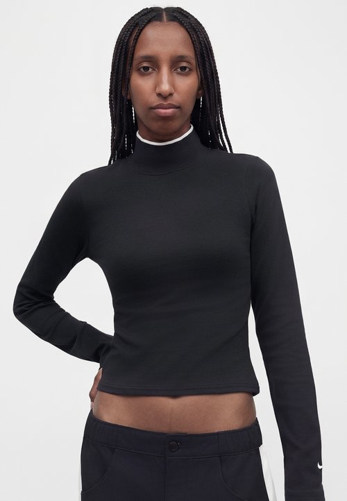 Nike Sportswear — foto 4
