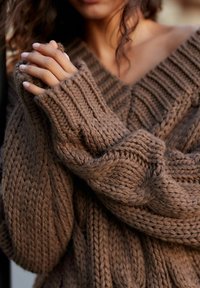 Next Neule - brown