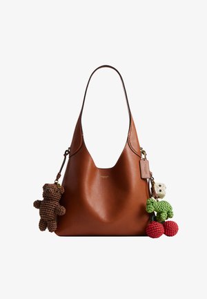 COACH, BROOKLYN SHOULDER BAG 28 WITH CHARMS - Sac à main - b amber brown