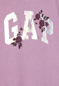GAP LOGO TEE GIRLS - Trükipildiga T-särk - lavender mist