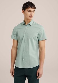 WE Fashion FUNDAMENTALS - Marškiniai - green
