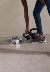 Girlfriend Collective Punčochy - dark blue