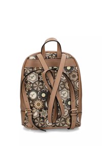 Zaino in tessuto con bordi in pelle marrone e spallacci regolabili, caratterizzato da un motivo decorato con design circolari e a raggio di sole in tonalità neutre.