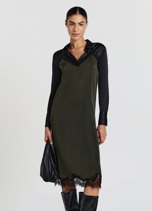 Chemise de nuit / Nuisette - verde militare