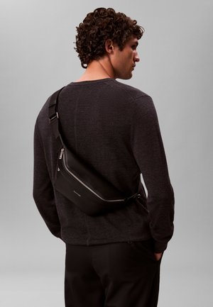 Calvin Klein, RAISED LOGO - Bæltetasker - black