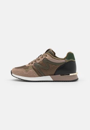 Baskets basses - olive