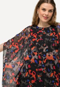Ulla Popken LEOPARD LAYERED - Poncho - black