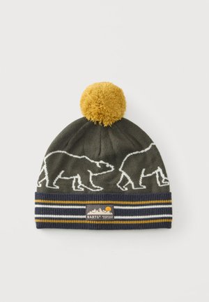 Bonnet d'hiver vert foncé avec pompon jaune, silhouettes d'ours blanches et bord rayé bleu marine, blanc et jaune avec une étiquette Barts Mountain Explorer.