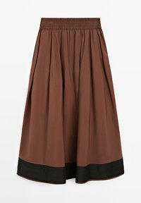 Brown, knee-length skirt with an elastic waistband, featuring pleats and a contrasting black textured hem. Made from lightweight fabric.