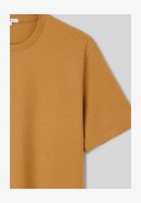 Non sélectionné, caramel