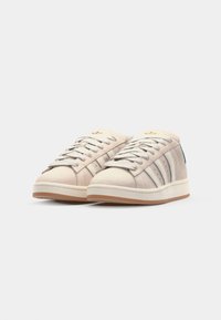 adidas Originals CAMPUS 00S UNISEX - Skate shoes - alumina/off white/collegiate green
