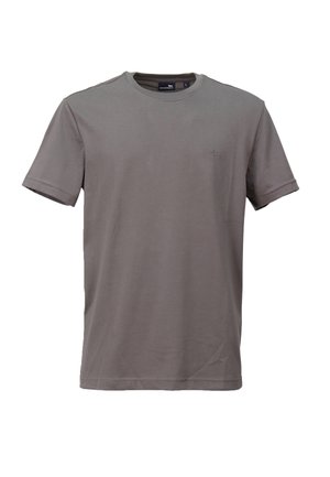 Camiseta de manga corta gris lisa con un pequeño logotipo bordado en el lado izquierdo del pecho y una etiqueta negra de tamaño en el interior del cuello.