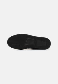 Clae MALONE UNISEX - Sportcipő - navy black