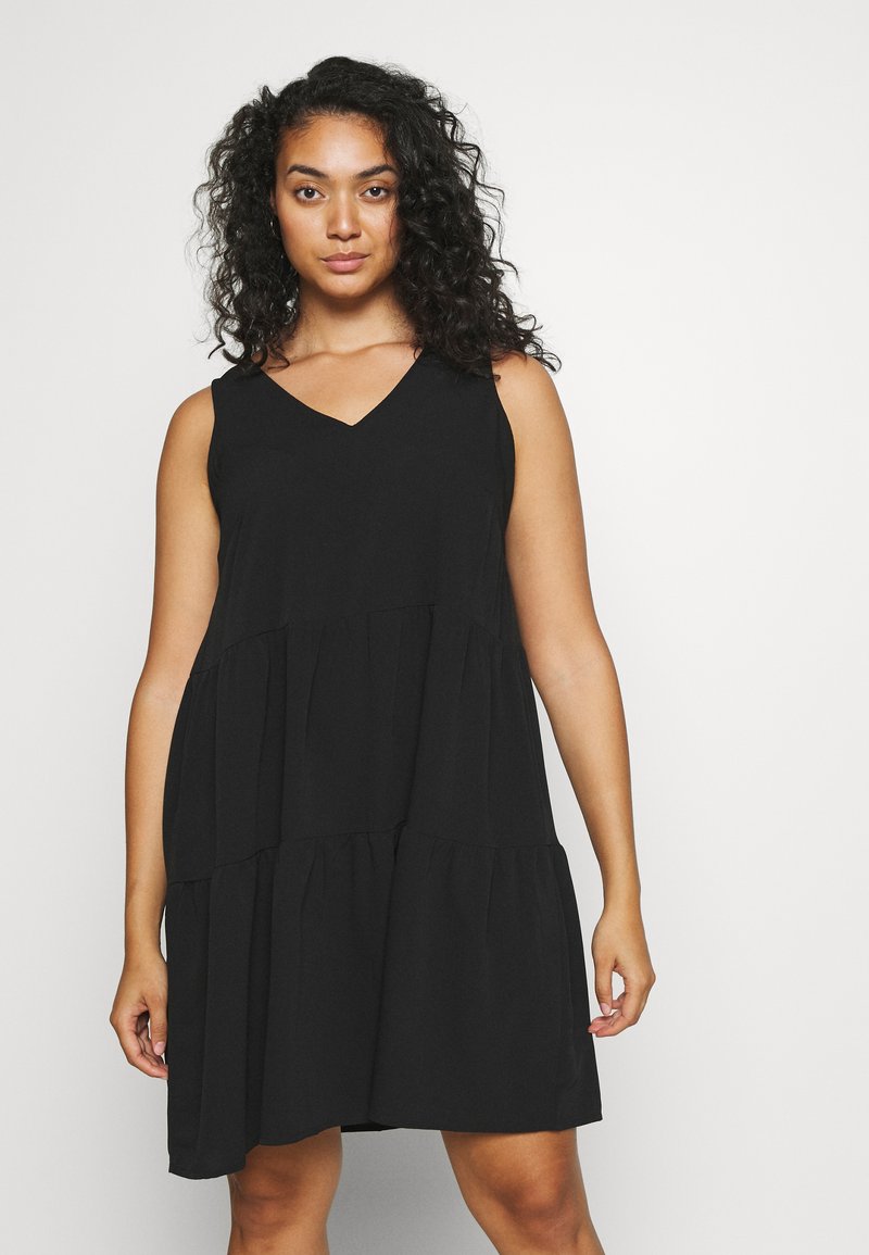 Vero Moda Curve - VMOLIVIA PEPLUM DRESS  - Hverdagskjole - black, Forstør