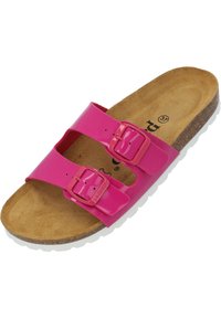 Rosa sandaler med två justerbara spännen, syntetiskt framställning, korkfotbädd och vit gummisula. Har en slät, blank yta.
