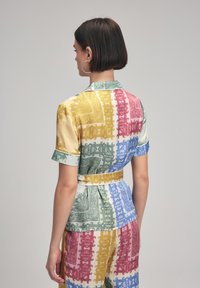 adL ALLISON - Overhemdblouse - printed red