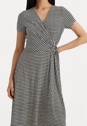 Sukienka z dżerseju