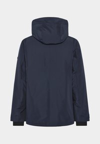 Donkerblauwe waterdichte jas met capuchon, met een gladde textuur, lange mouwen en elastische manchetten. Inclusief een logo-opdruk op de mouw.