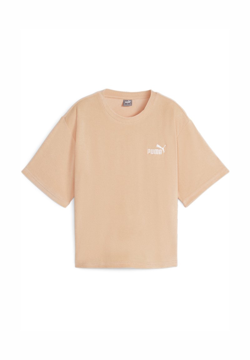 Peach short-sleeve t-shirt made of soft fabric, with a round neckline and a white Puma logo printed on the left chest area.