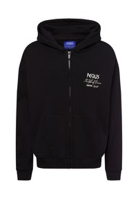Zwarte zip-up hoodie van zachte stof, met een kangoeroezak, geribbelde manchetten en een geborduurd logo op de borst.