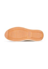 Semelle de chaussure en caoutchouc marron clair et blanc, avec une surface texturée comportant des rainures parallèles et un motif en vagues pour une adhérence optimale.