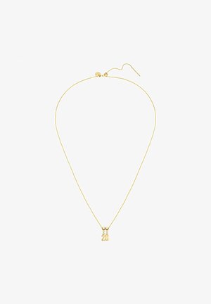 Guld kædehalssmykke med et enkelt design, der har en vedhæng med tallet "20" og to runde accenter.