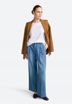 Nyomott mintás póló - white