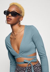 Even&Odd Petite Camisola de manga comprida - blue-grey