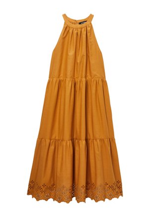 Robe midi sans manches jaune moutarde avec un col montant, des volants froncés et une broderie florale découpée le long de l'ourlet festonné.