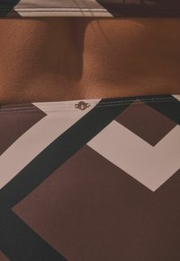 Next Slip bikini - brown cream geo