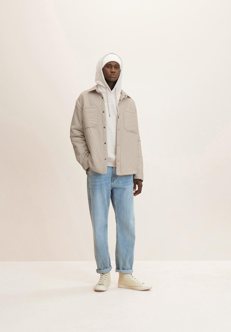 Felpa con cappuccio e distintivo Tommy | Beige | Tommy Hilfiger