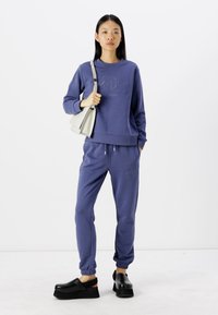 GANT TONAL SHIELD C NECK - Sweatshirt - dusty navy