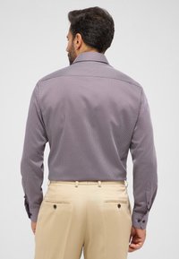 Eterna BAUMWOLLHEMD - MODERN FIT - Camicia - rot