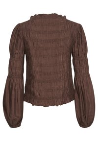 Blusa marrone con maniche a palloncino e texture arricciata. Presenta un collo rotondo e un orlo a volants. Realizzata in un tessuto morbido e lucido.