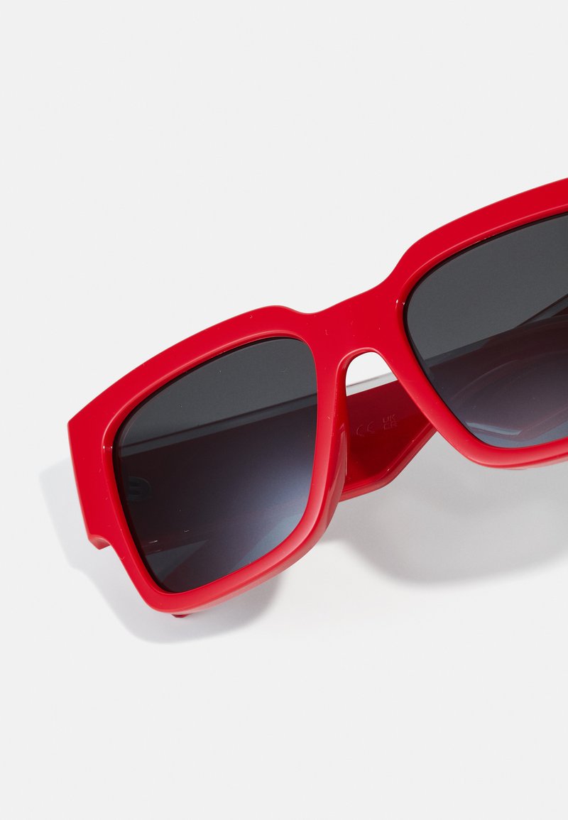 Dolce&Gabbana 7-10 YEARS UNISEX - Sunglasses - red - Zalando  display picture 1