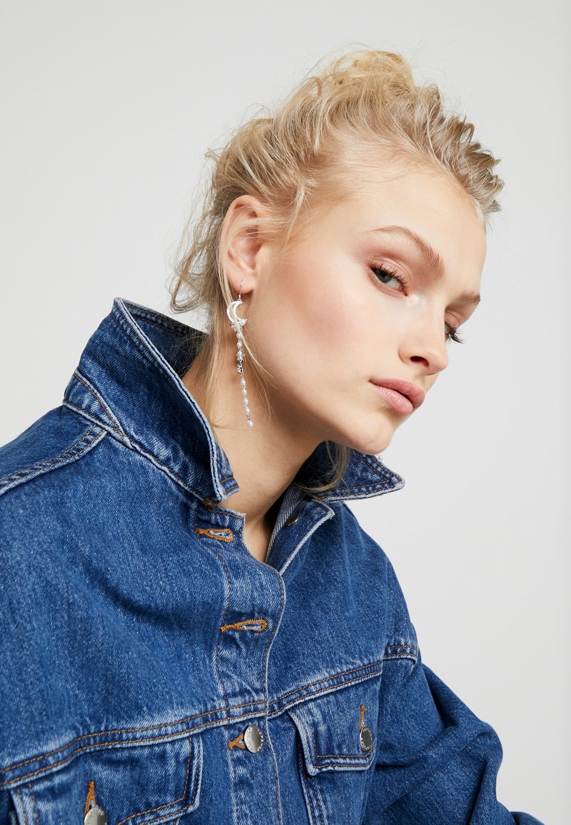 Damen Halsketten | sweet deluxe MOON STARS Ohrringe silber-colouredccc/silberfarben - TY21144 Damen Halsketten | sweet deluxe MOON STARS Ohrringe silber-colouredccc/silberfarben - TY21144