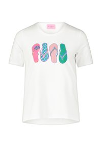 T-shirt blanc avec un graphique de quatre tongs colorées en rose, bleu et vert. Manches courtes avec un col rond.