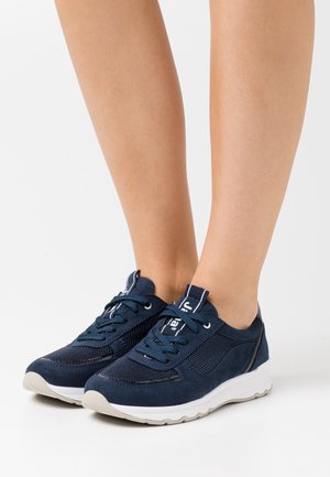 Trainers - navy
