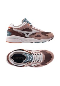 Mizuno LIFESTYLE - SNEAKERS SKY MEDAL - Sneakers basse - braunweiss