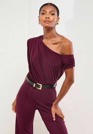 Cupshe Jumpsuit voor dames, diep V-hals, mouwloos, riem, geplooide taille, wijde pijpen, elegante lange zomer jumpsuit met zakken, Zwart, XL Cupshe Jumpsuit voor dames, diep V-hals, mouwloos, riem, geplooide taille, wijde pijpen, elegante lange zomer jumpsuit met zakken, Zwart, XL