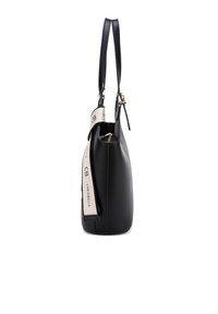 Borsa a mano in pelle nera con texture liscia, dotata di due manici, una tracolla in tessuto con logo e una forma strutturata. Accenti in metallo dorato.