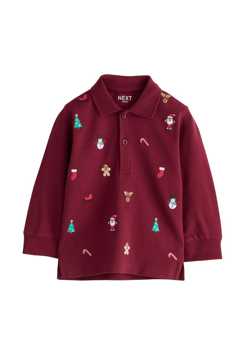 Burgunderfarbener langärmeliger Poloshirt mit Weihnachtlichem Stickdesign, das einen Weihnachtsmann, einen Schneemann, Weihnachtsbäume, Zuckerstangen, Lebkuchen und Rentiere zeigt.
