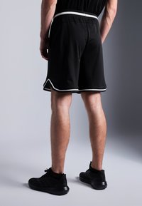 Pier One Sport BASKETBALL SPORTS SHORTS WITH POCKETS - Pantalon de survêtement - black