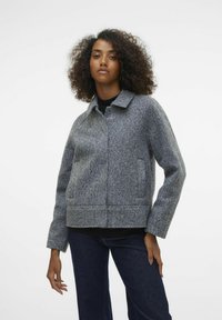 Unselected, medium grey melange