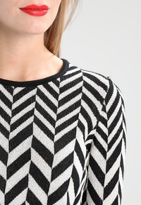 Esprit Collection Sweter